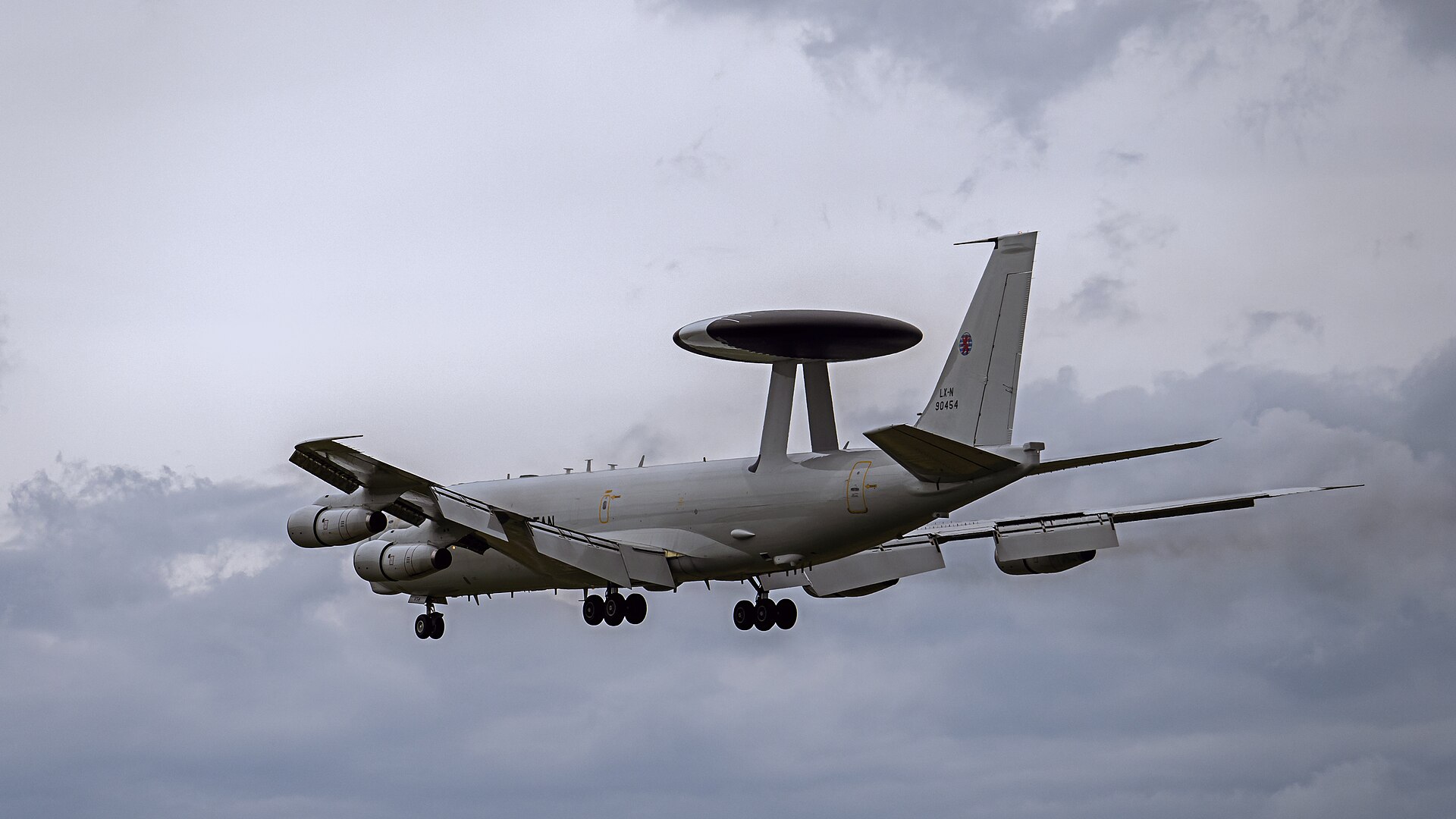 AWACS command aircraft